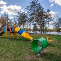 Rozbudowany plac zabaw na ulicy Polnej